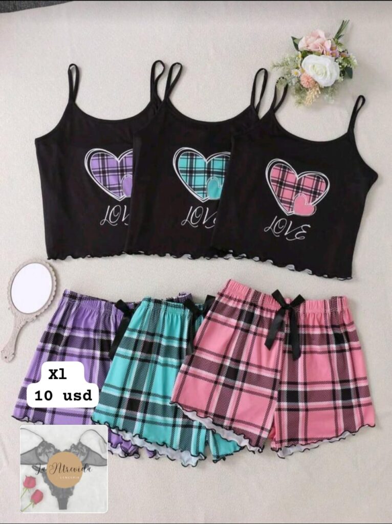 Conjunto de pijamas love