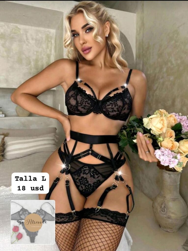 Conjunto de lancería de 4 piezas negro
